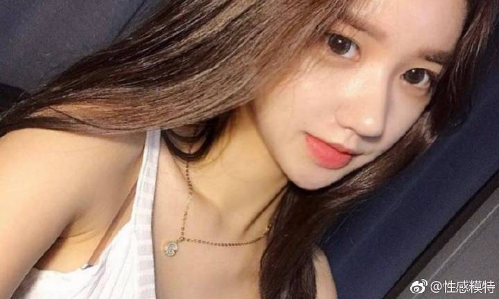 一抹青色入夏来 “青·韵”特展亮相成都金沙